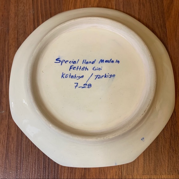 Vintage pair Turkish handmade/hand painted plates - Picture 7 of 10